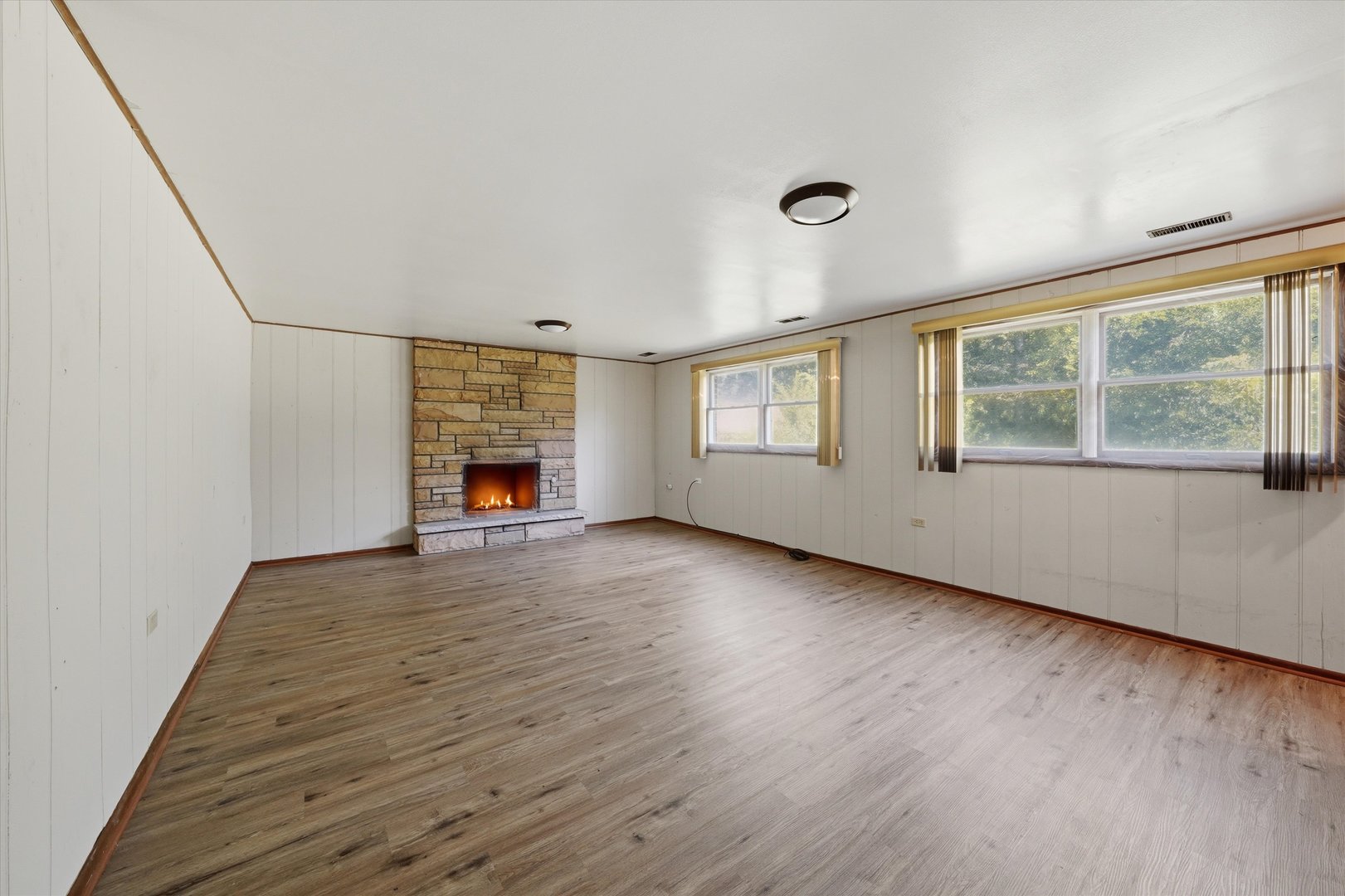 4050 Violet Lane Property Photo 21