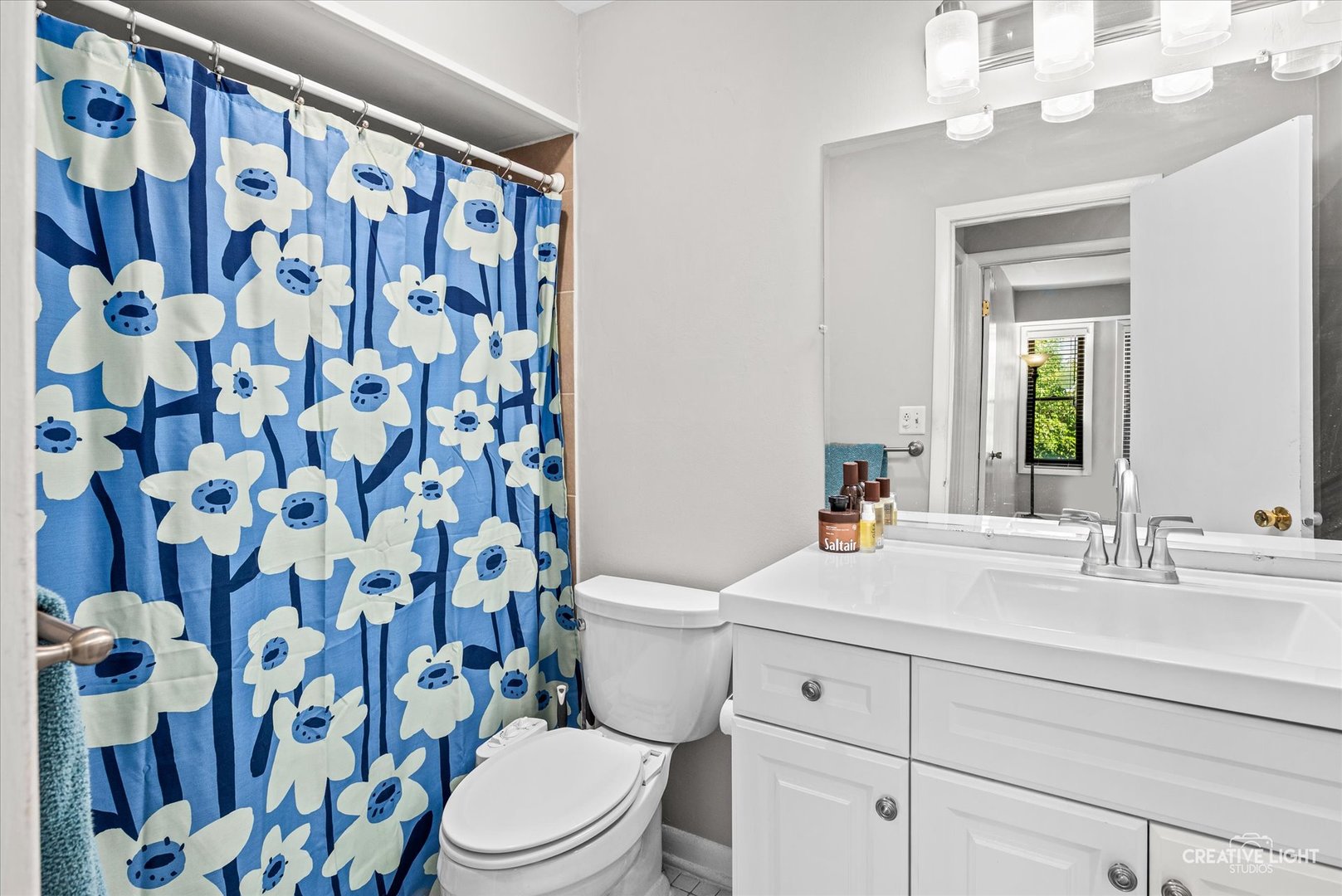 2220 Country Club Drive 22 Property Photo 11