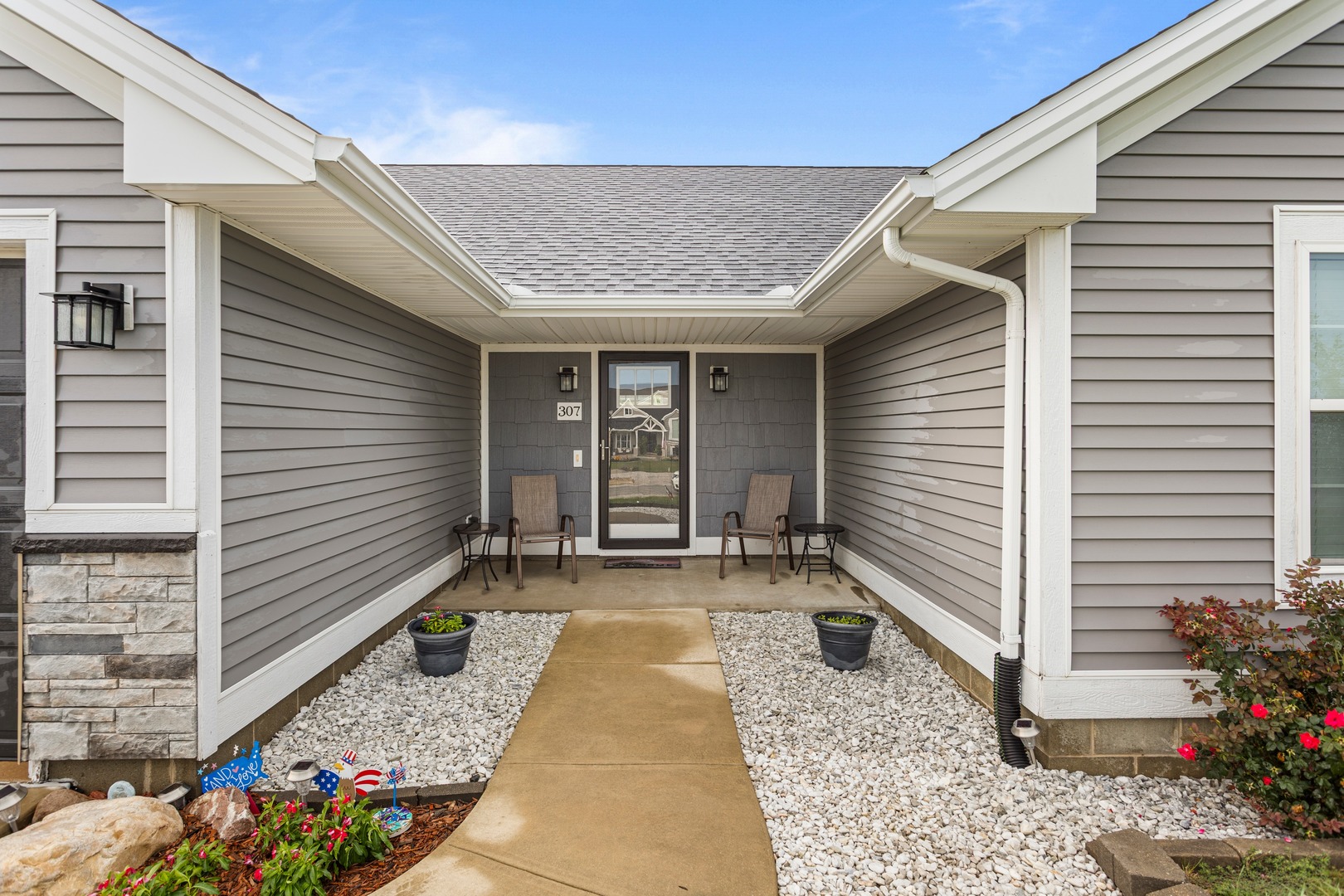 307 Horseshoe Drive Property Photo 3