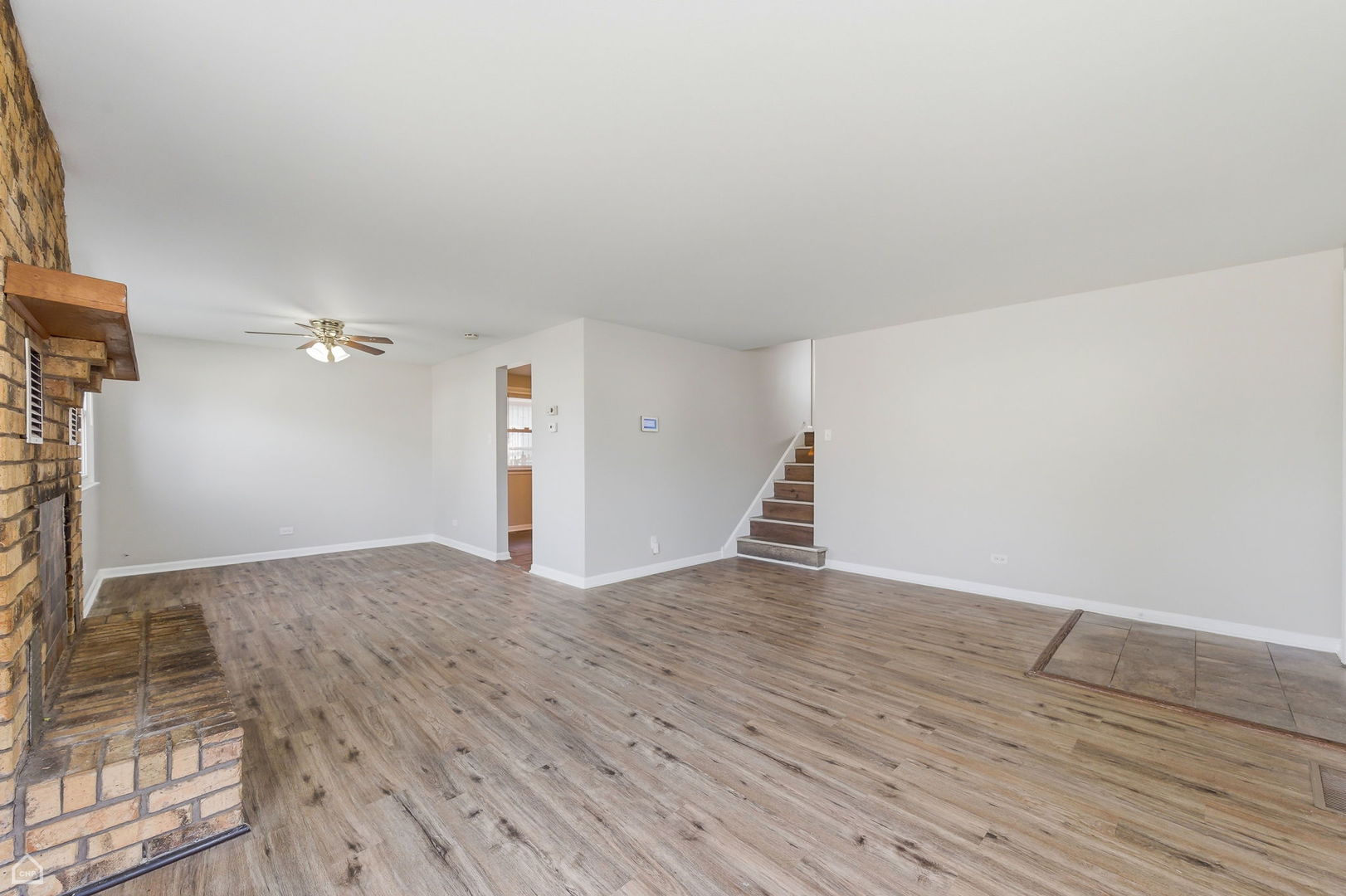 16743 Butterfield Drive Property Photo 4