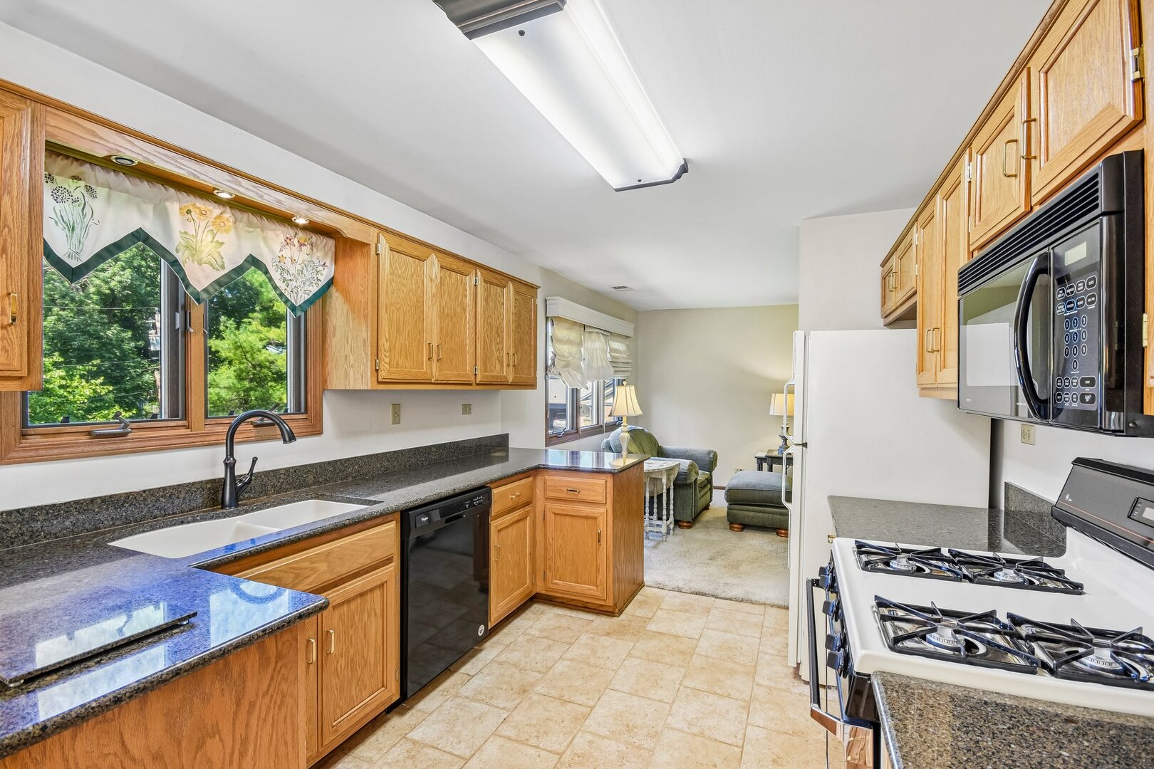 2545 Harbor Drive Property Photo 13