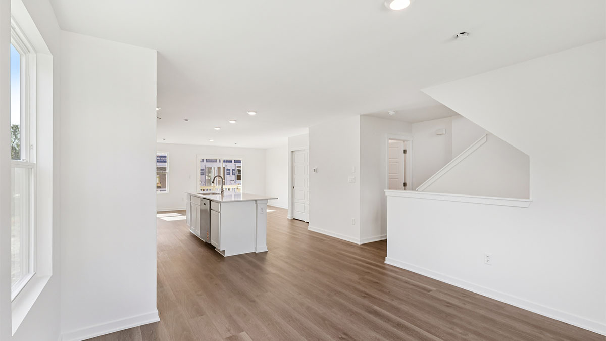 1399 Oakfield Lane Property Photo 4
