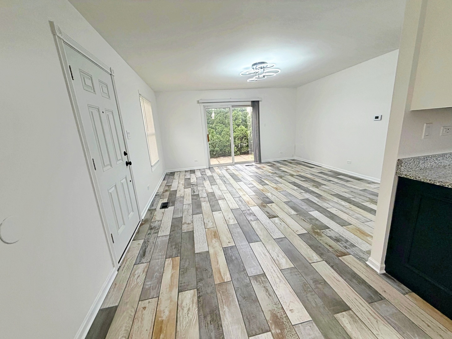 440 Lear Court Property Photo 5