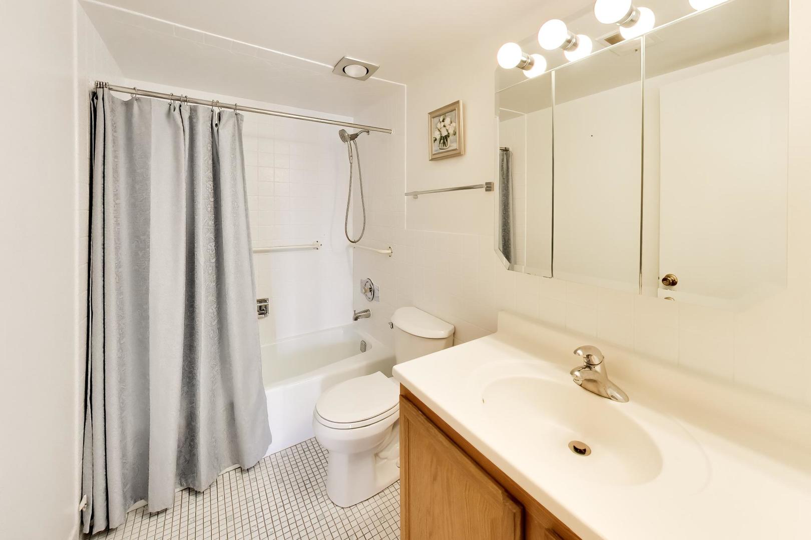11012 S Kilpatrick Avenue 2ne Property Photo 17