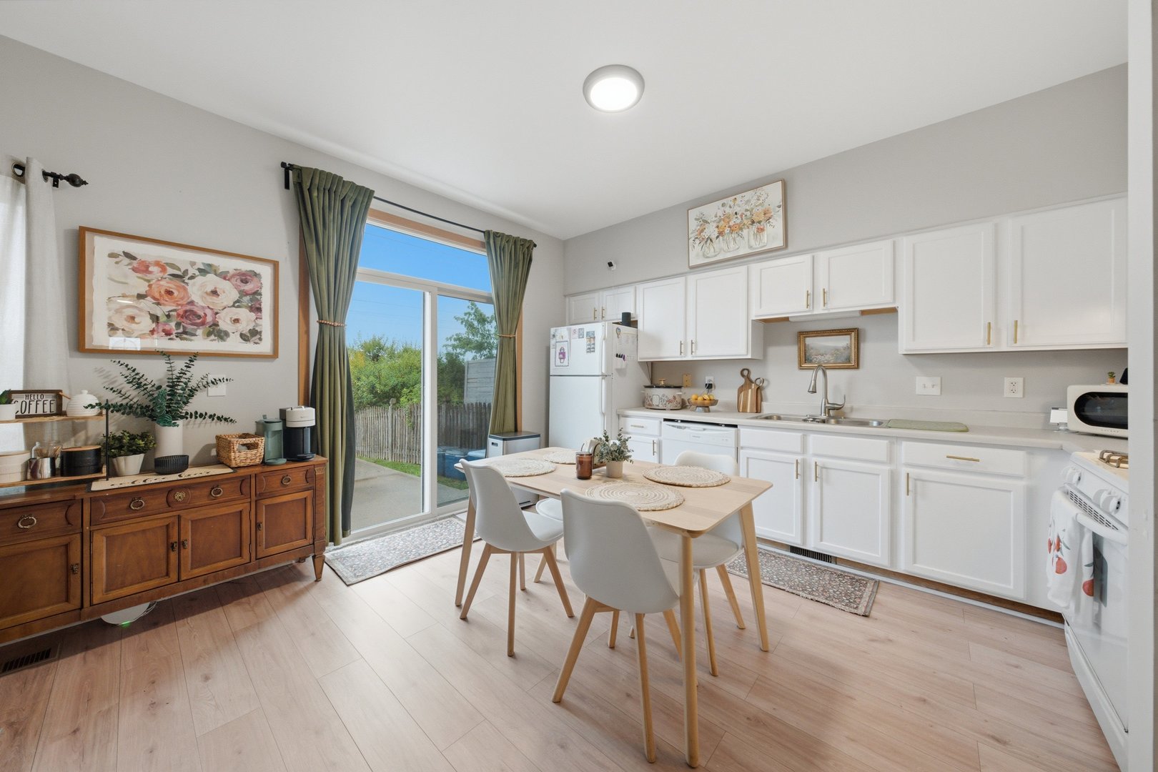 388 Richmond Drive Property Photo 16