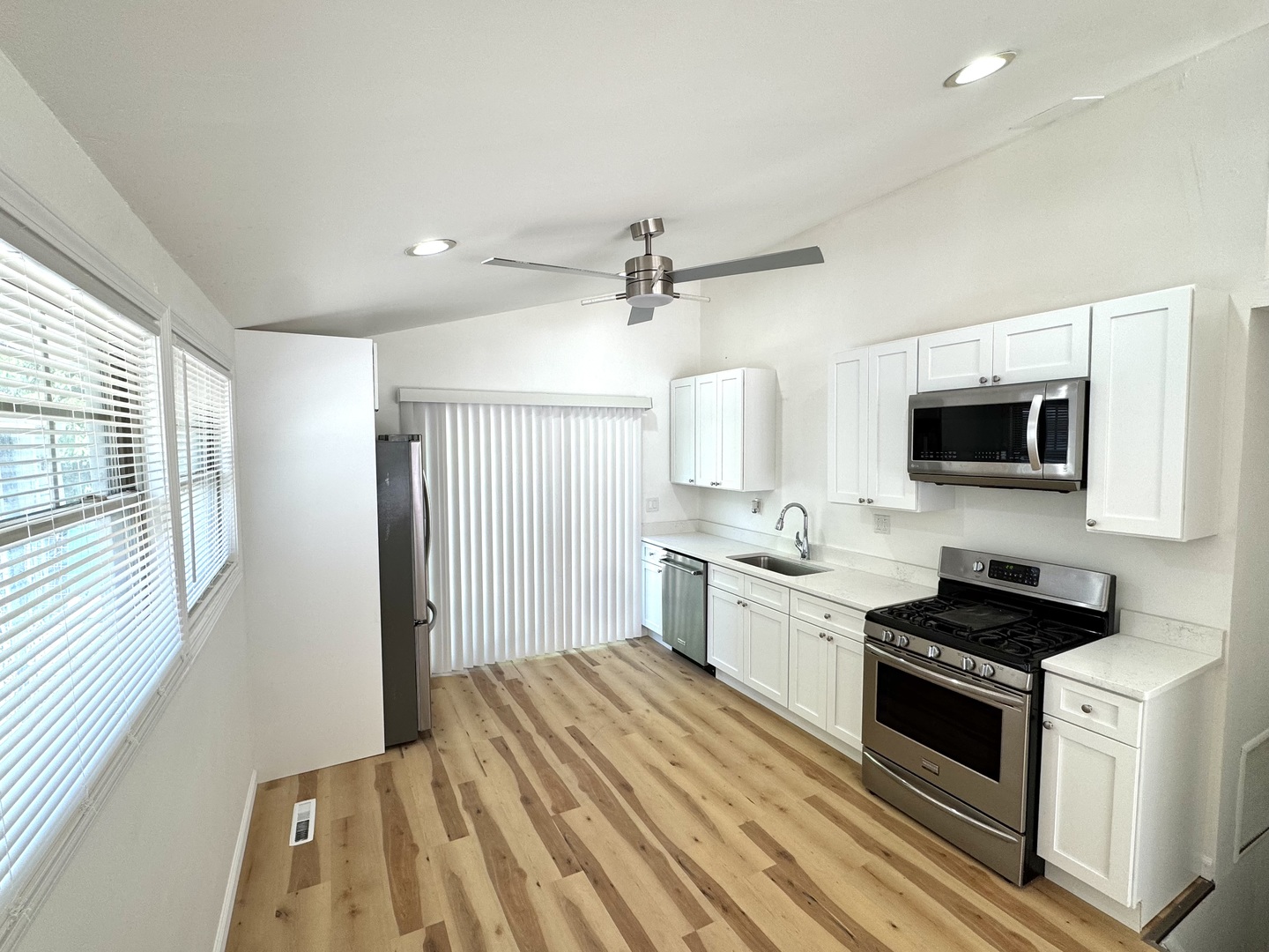 1008 Adams Court Property Photo 2