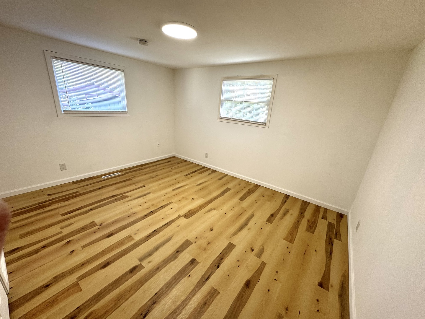 1008 Adams Court Property Photo 11