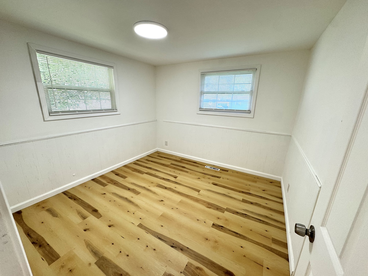 1008 Adams Court Property Photo 12
