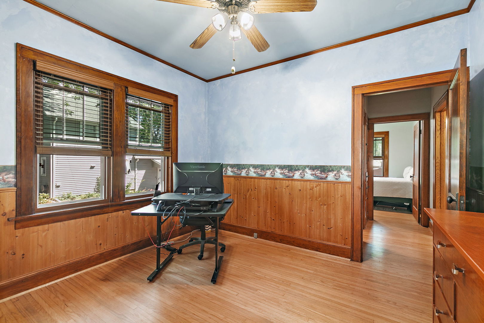 909 Augusta Avenue Property Photo 5