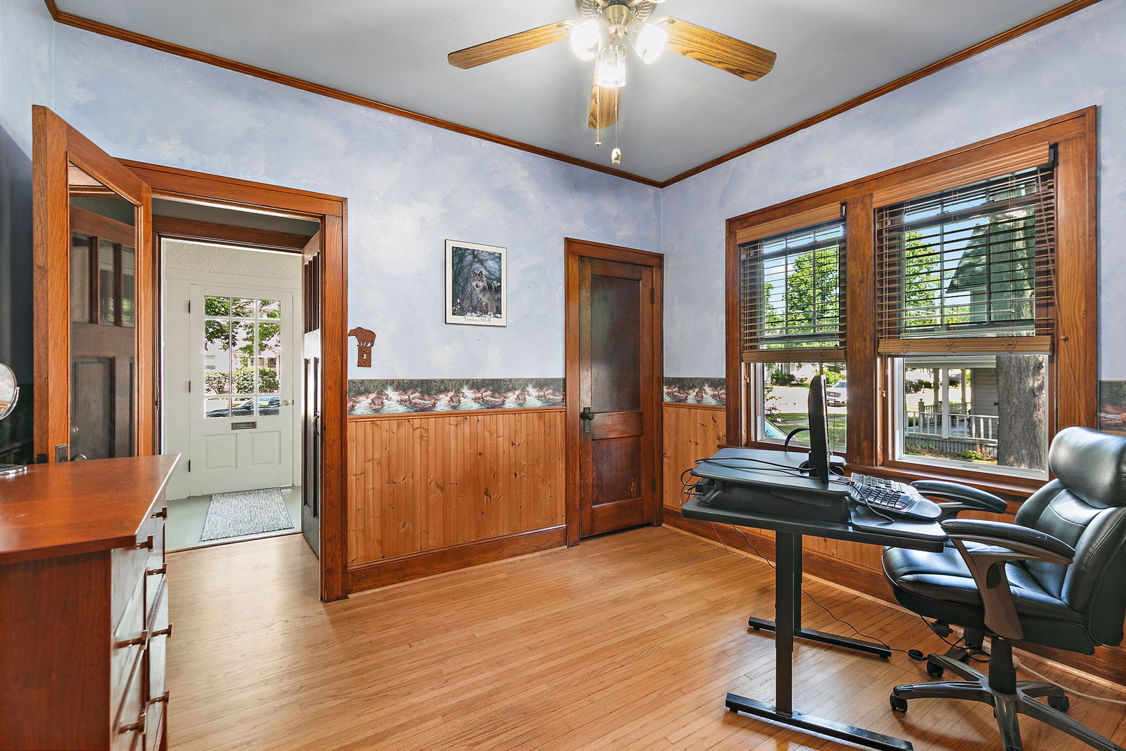 909 Augusta Avenue Property Photo 6