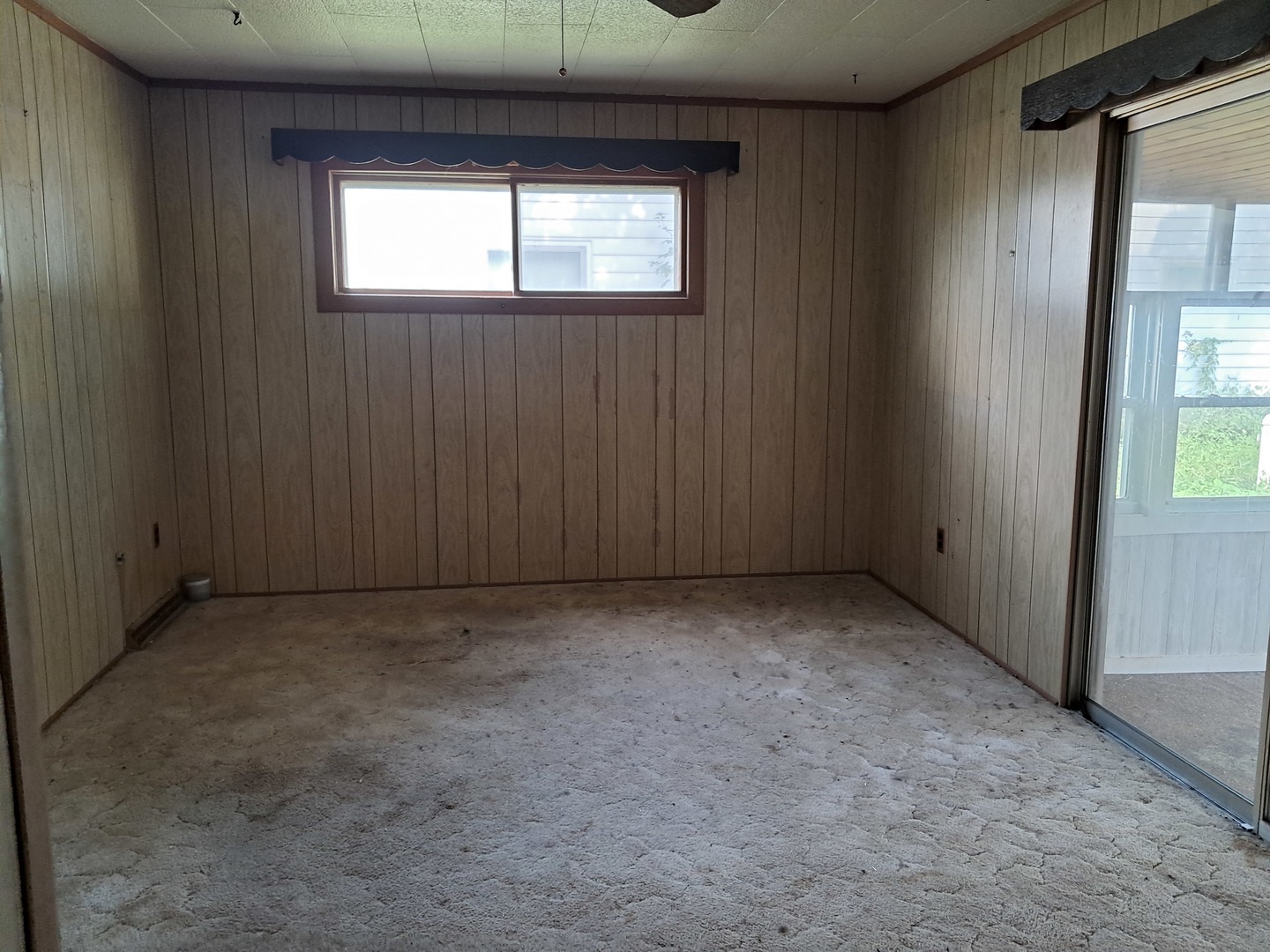 317 Clark Street Property Photo 6