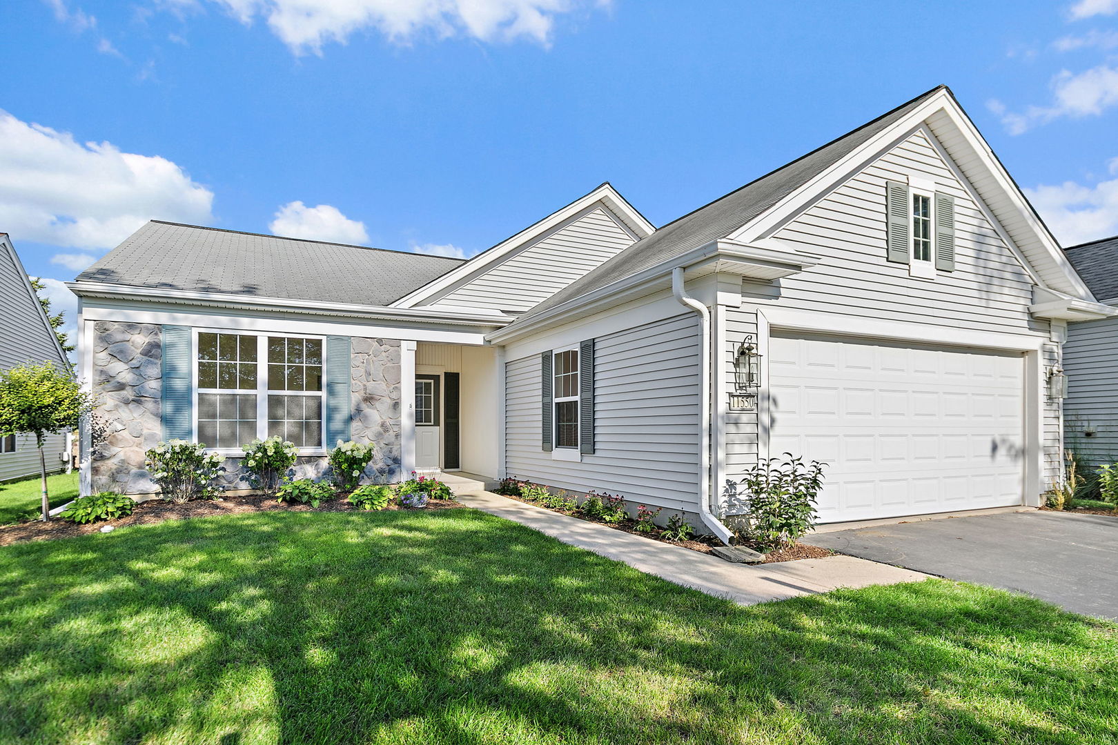 11550 Windsor Drive Property Photo 1
