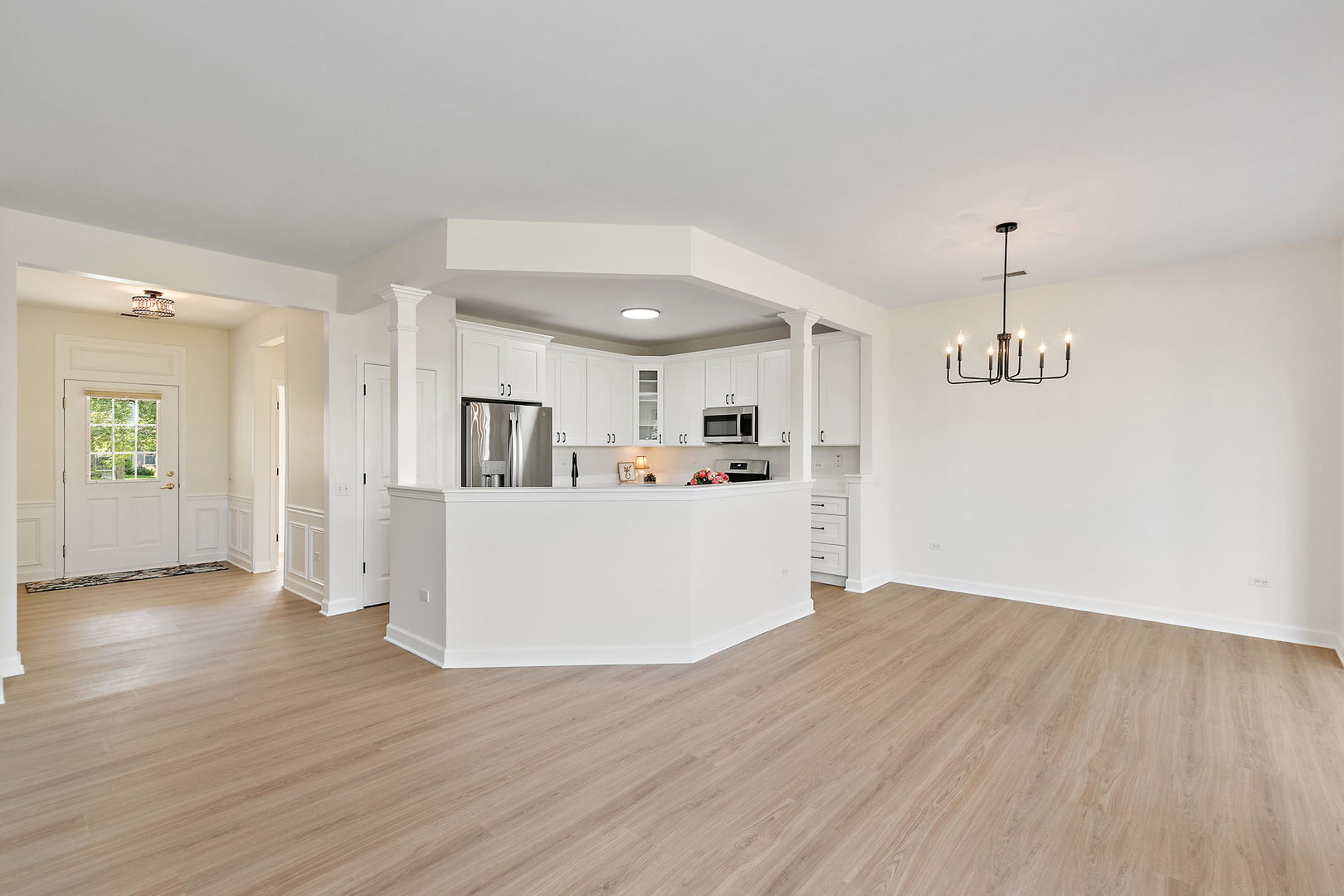 11550 Windsor Drive Property Photo 3