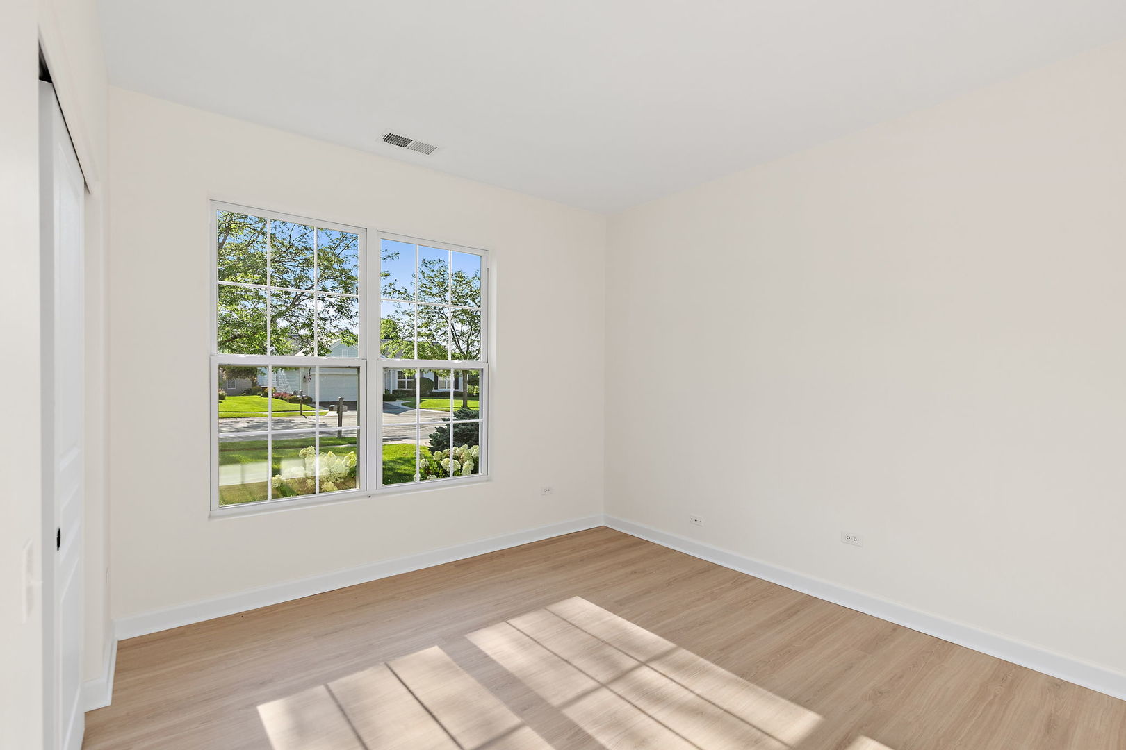 11550 Windsor Drive Property Photo 10