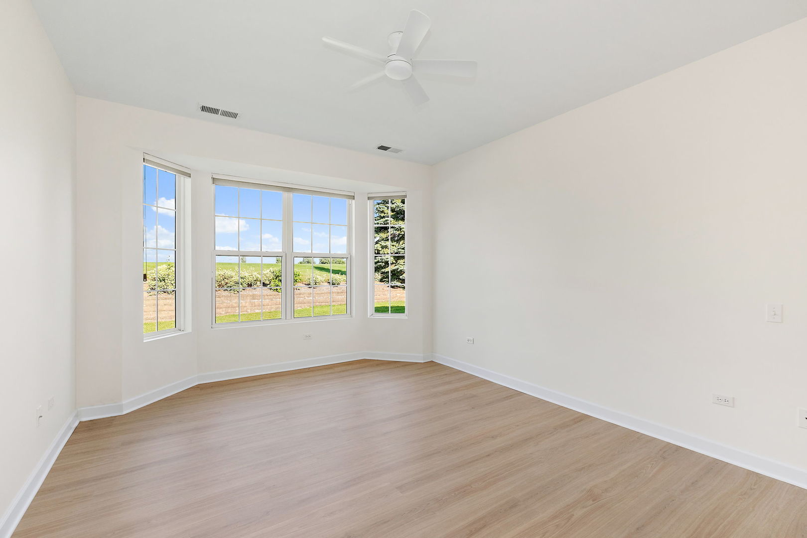 11550 Windsor Drive Property Photo 14