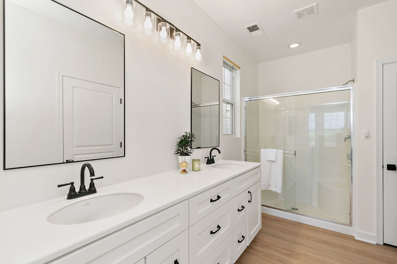 11550 Windsor Drive Property Photo 15