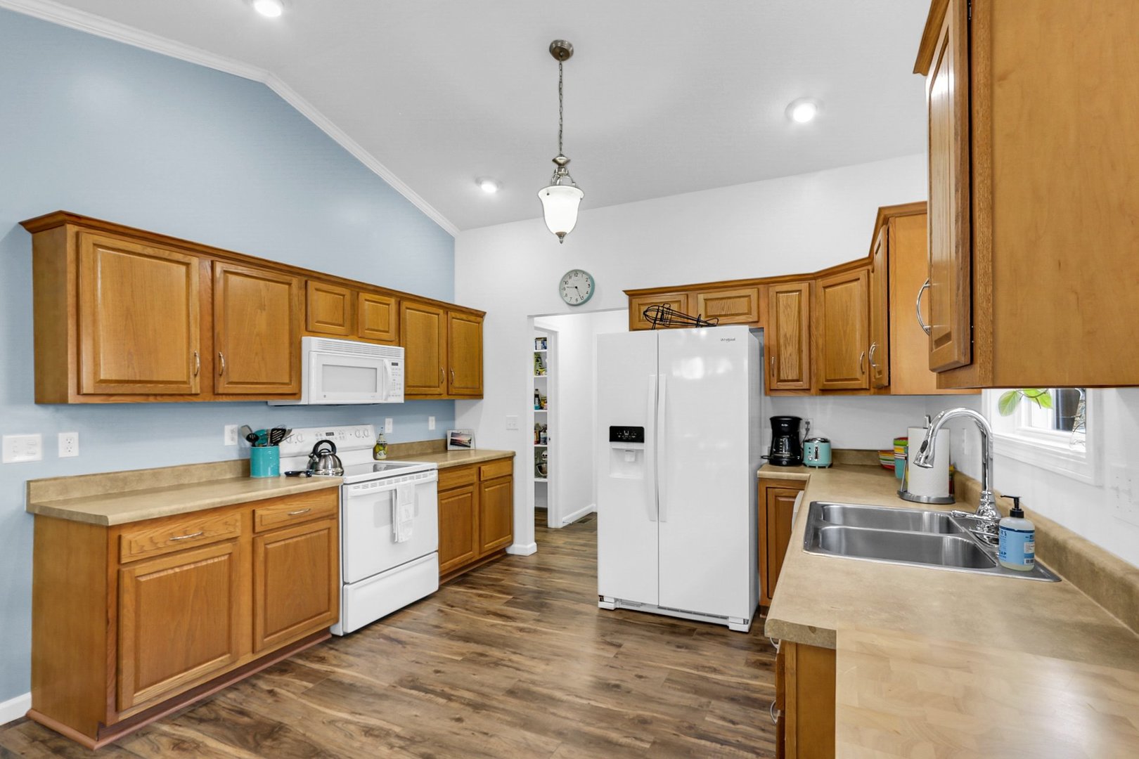 2504 Goodfield Drive Property Photo 12
