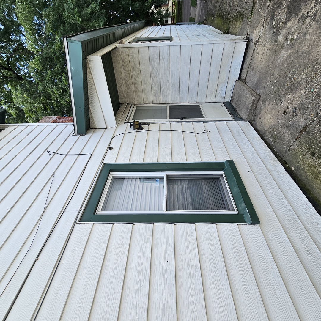 1116 Corbin Street Property Photo 20