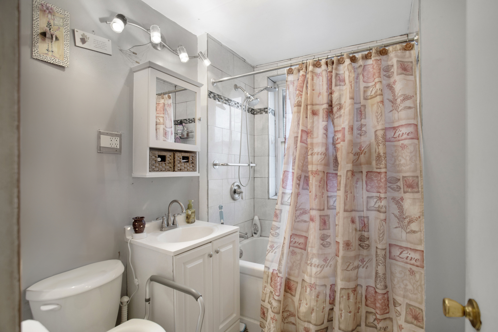 7633 Jackson Boulevard Property Photo 7