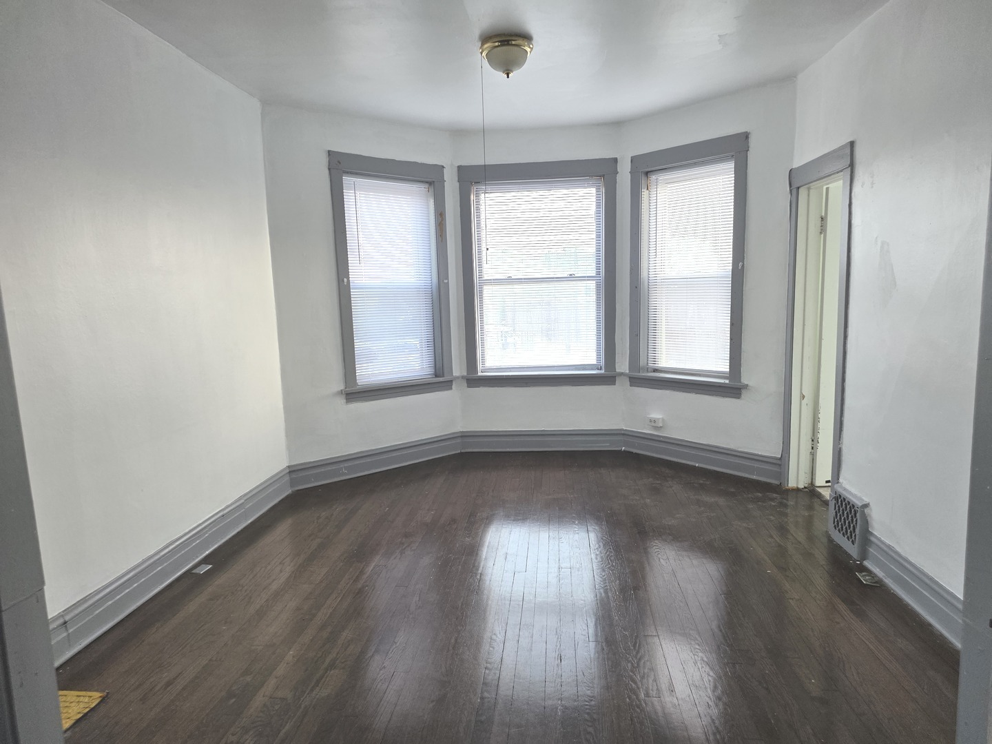7633 Jackson Boulevard Property Photo 13