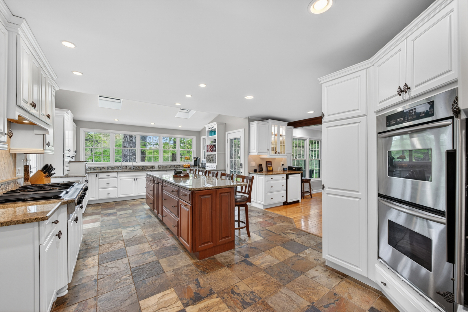 21101 N Middleton Drive Property Photo 11