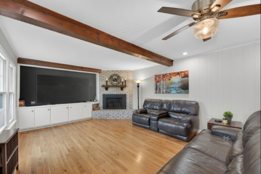 21101 N Middleton Drive Property Photo 18