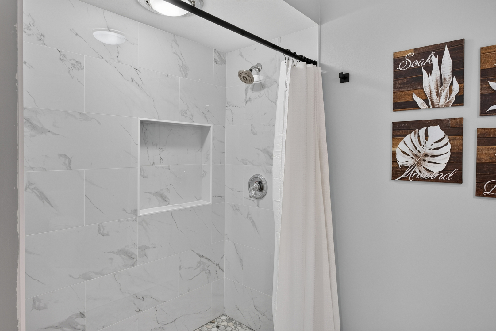21101 N Middleton Drive Property Photo 32