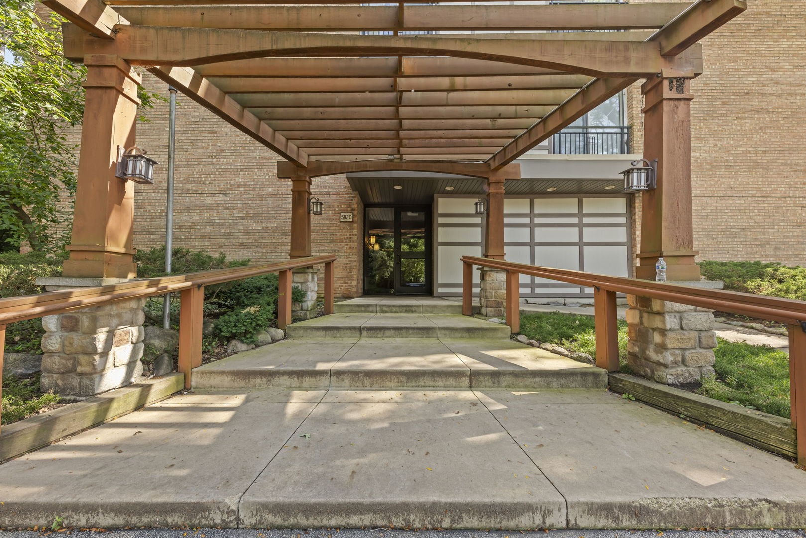 5820 Oakwood Drive 5f Property Photo 14