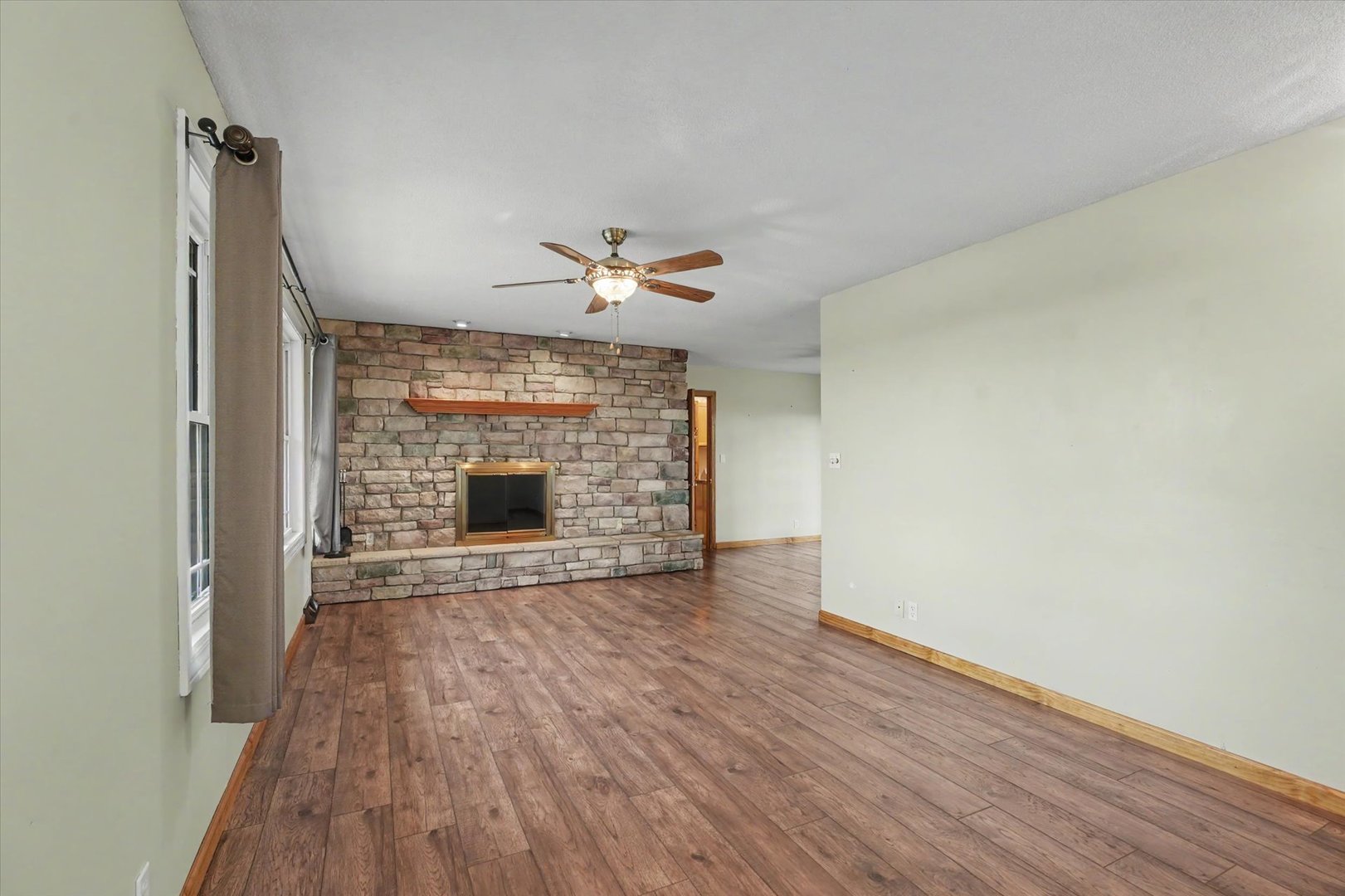 2108 County Road 1900 E Property Photo 7