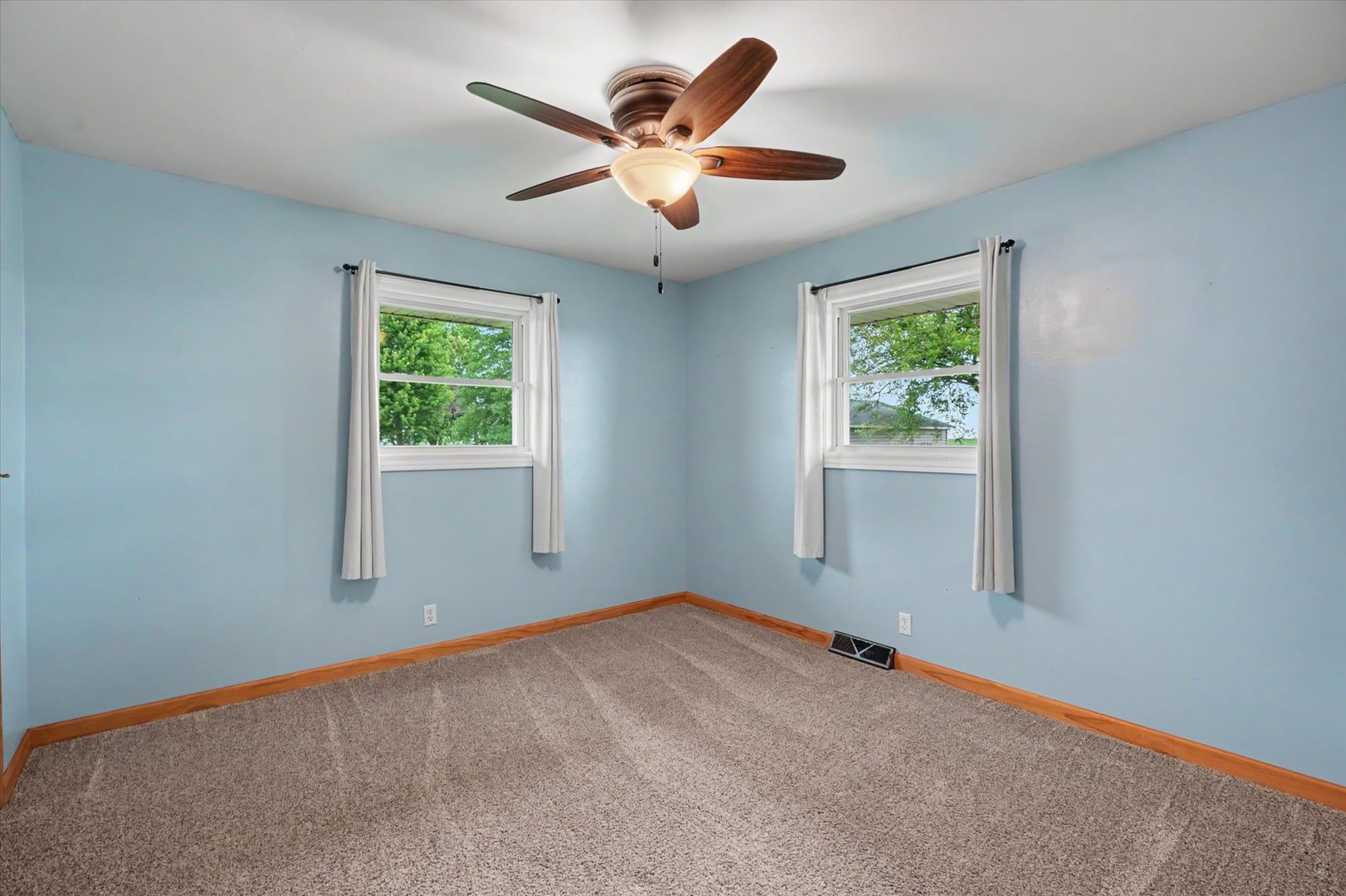 2108 County Road 1900 E Property Photo 25