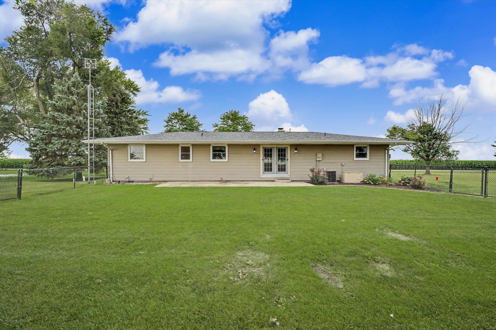 2108 County Road 1900 E Property Photo 35