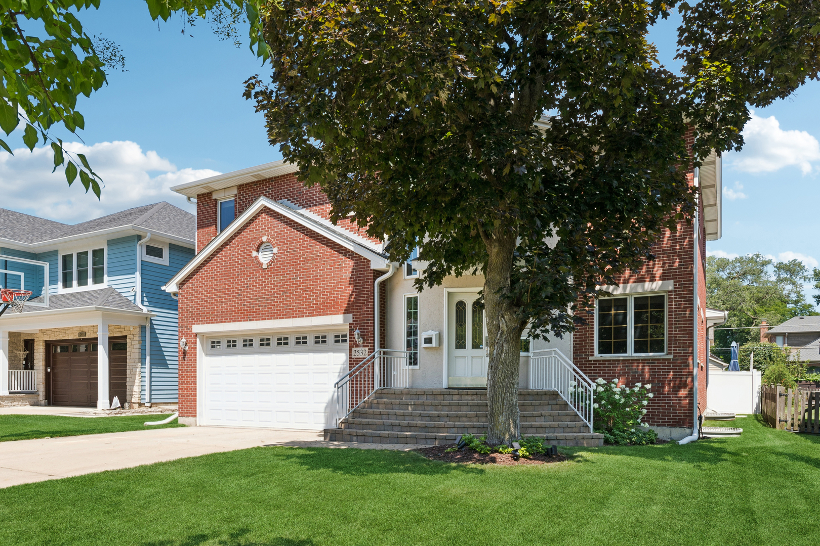 2532 Illinois Road Property Photo 2