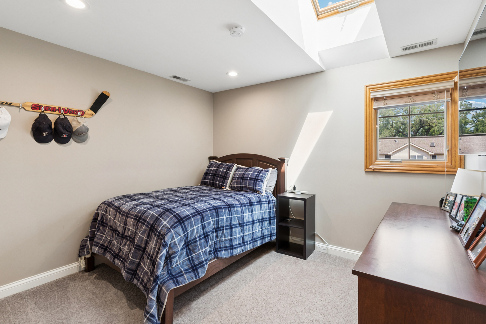 2532 Illinois Road Property Photo 23