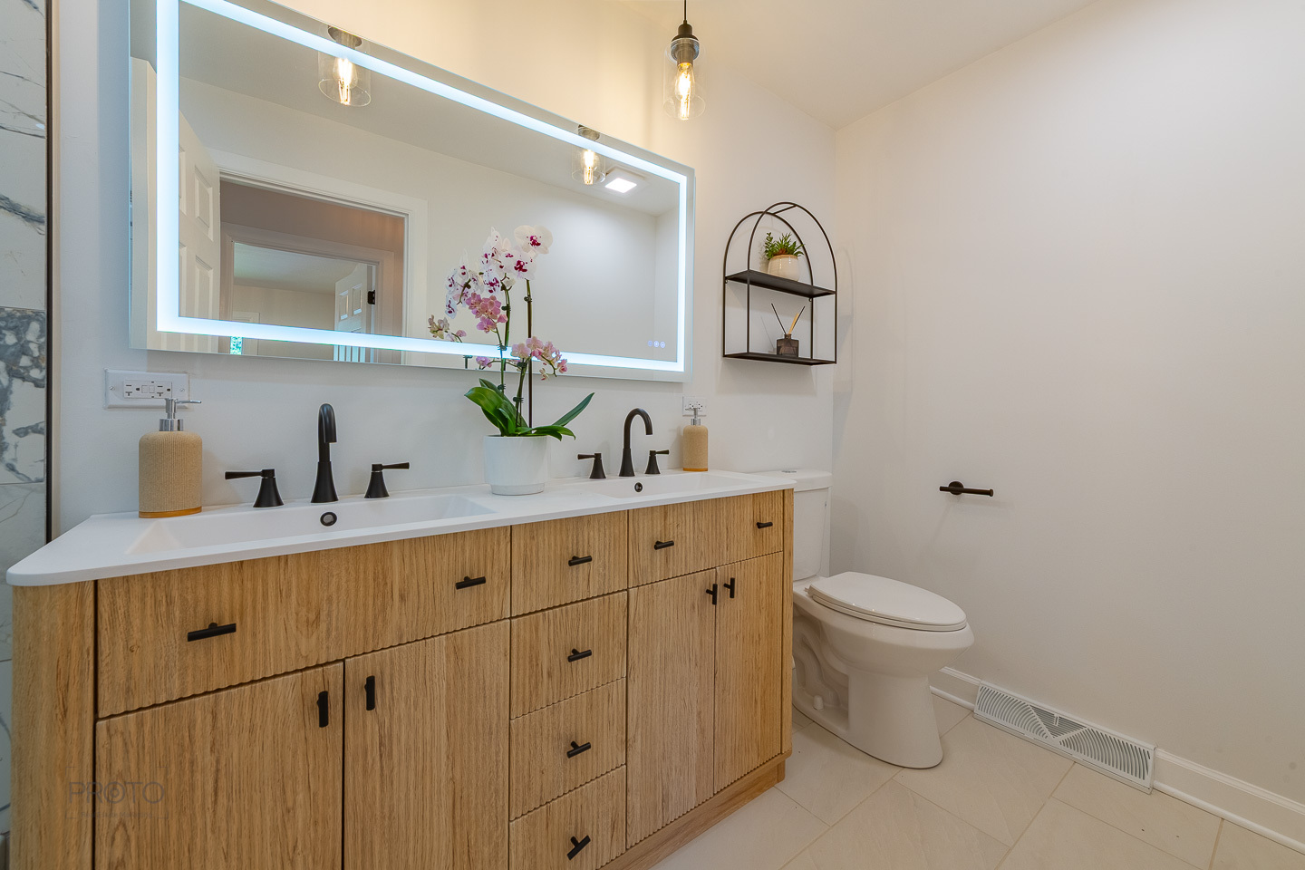 2405 Avondale Avenue Property Photo 18