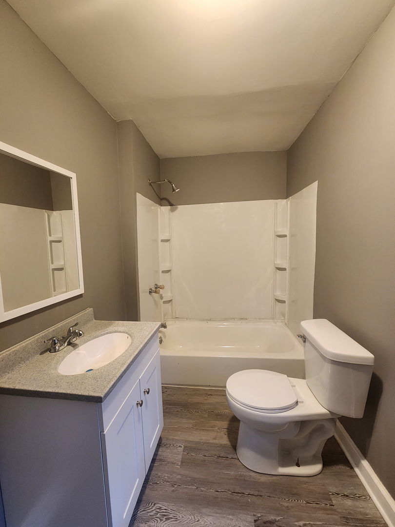 605 N Monroe Street Property Photo 8