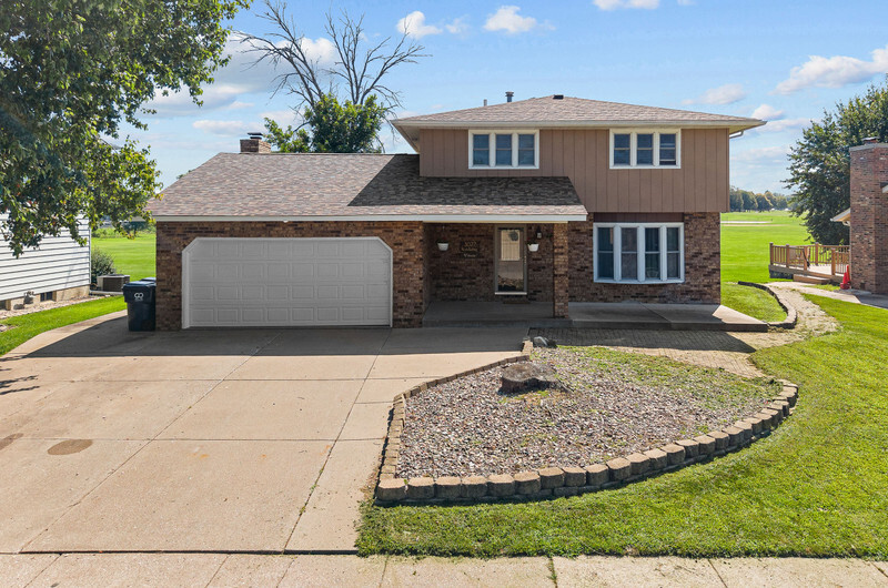 3027 Kelling Street Property Photo 6