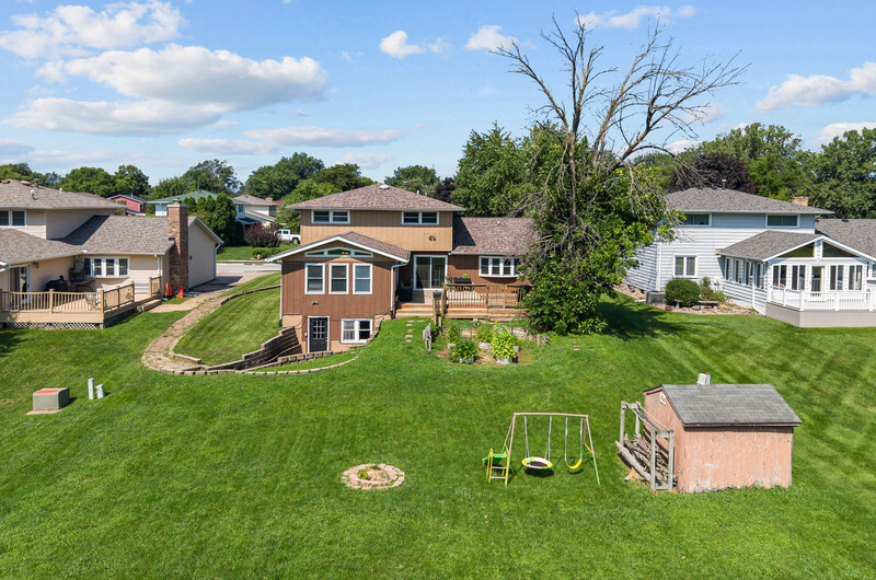 3027 Kelling Street Property Photo 9