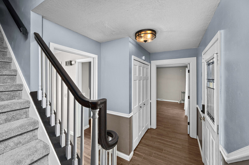 3027 Kelling Street Property Photo 14