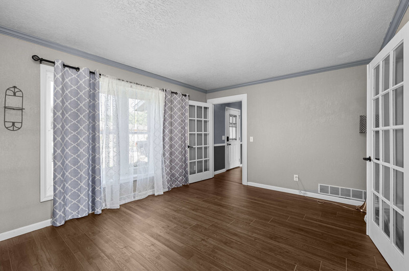 3027 Kelling Street Property Photo 18