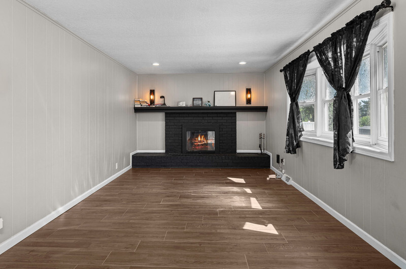 3027 Kelling Street Property Photo 19