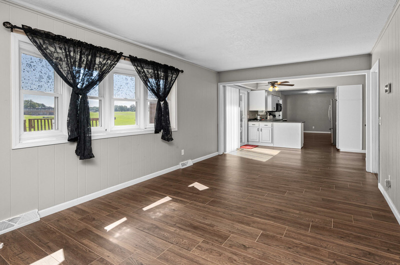 3027 Kelling Street Property Photo 21