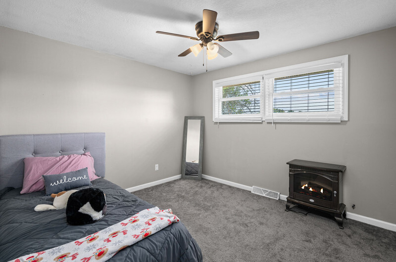 3027 Kelling Street Property Photo 28
