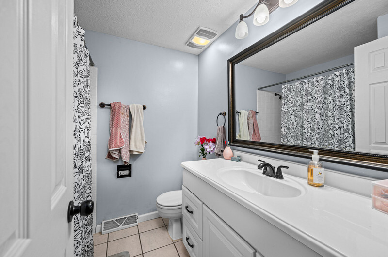 3027 Kelling Street Property Photo 32