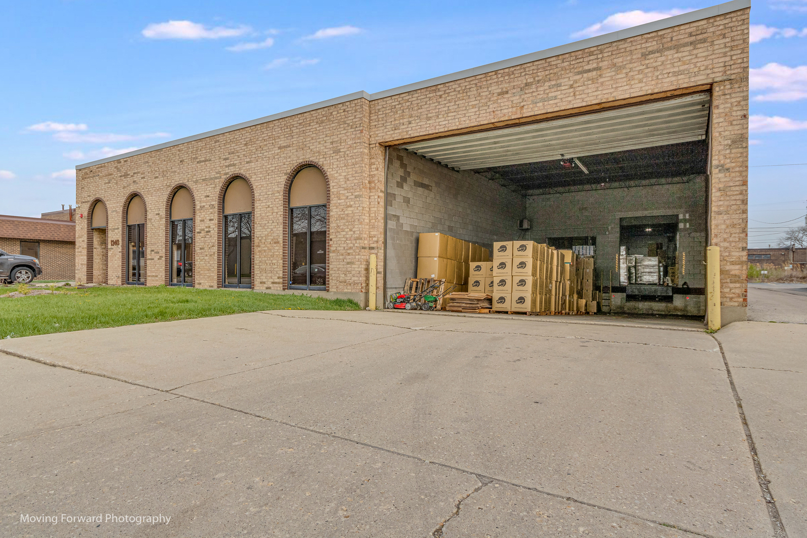1340 Louis Avenue Property Photo 2
