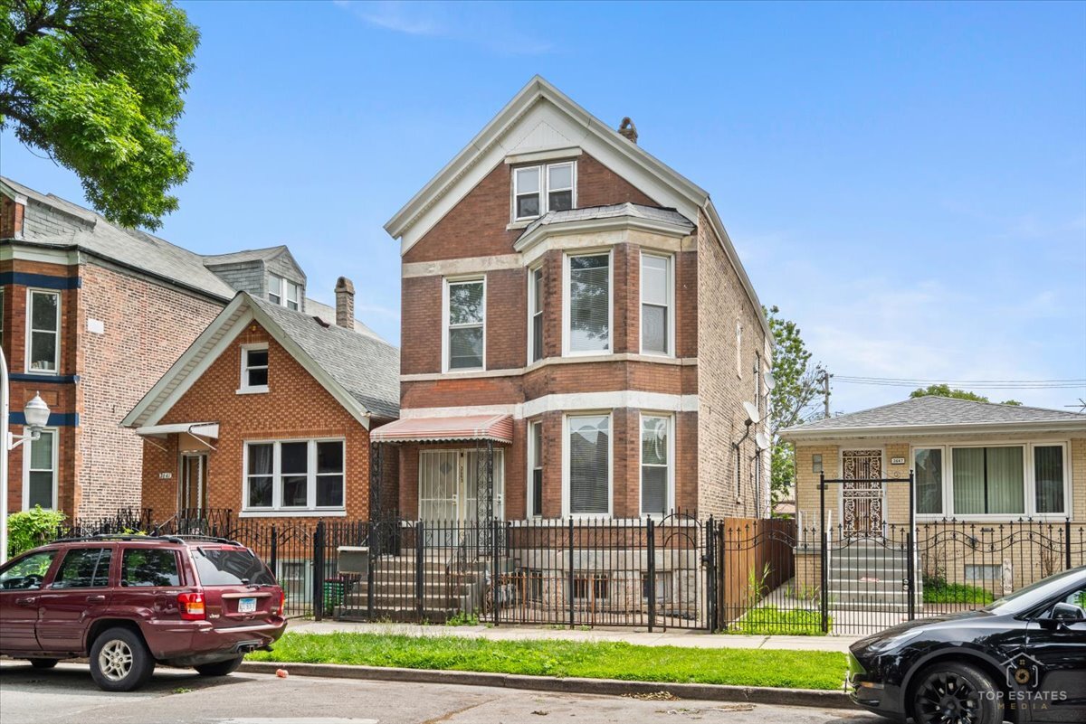 3645 S Wood Street Property Photo 1