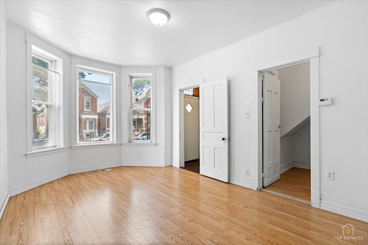3645 S Wood Street Property Photo 2