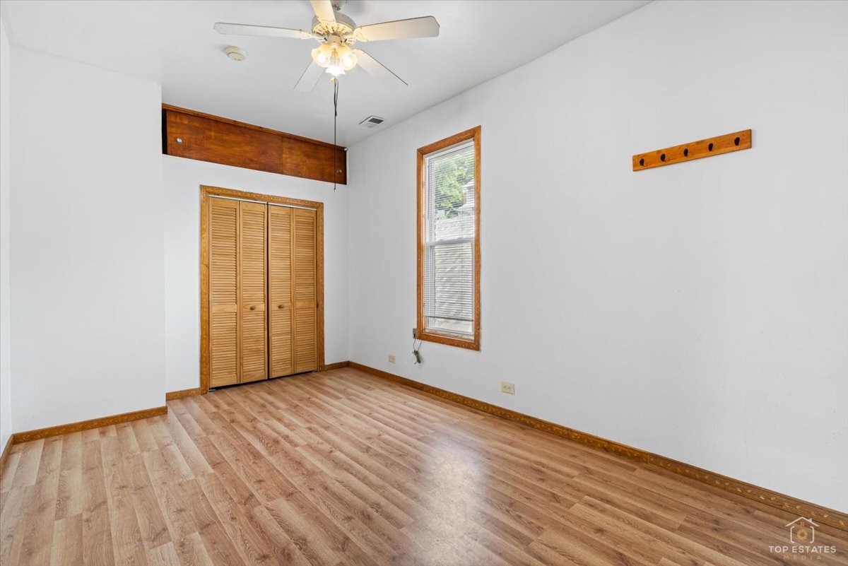 3645 S Wood Street Property Photo 13