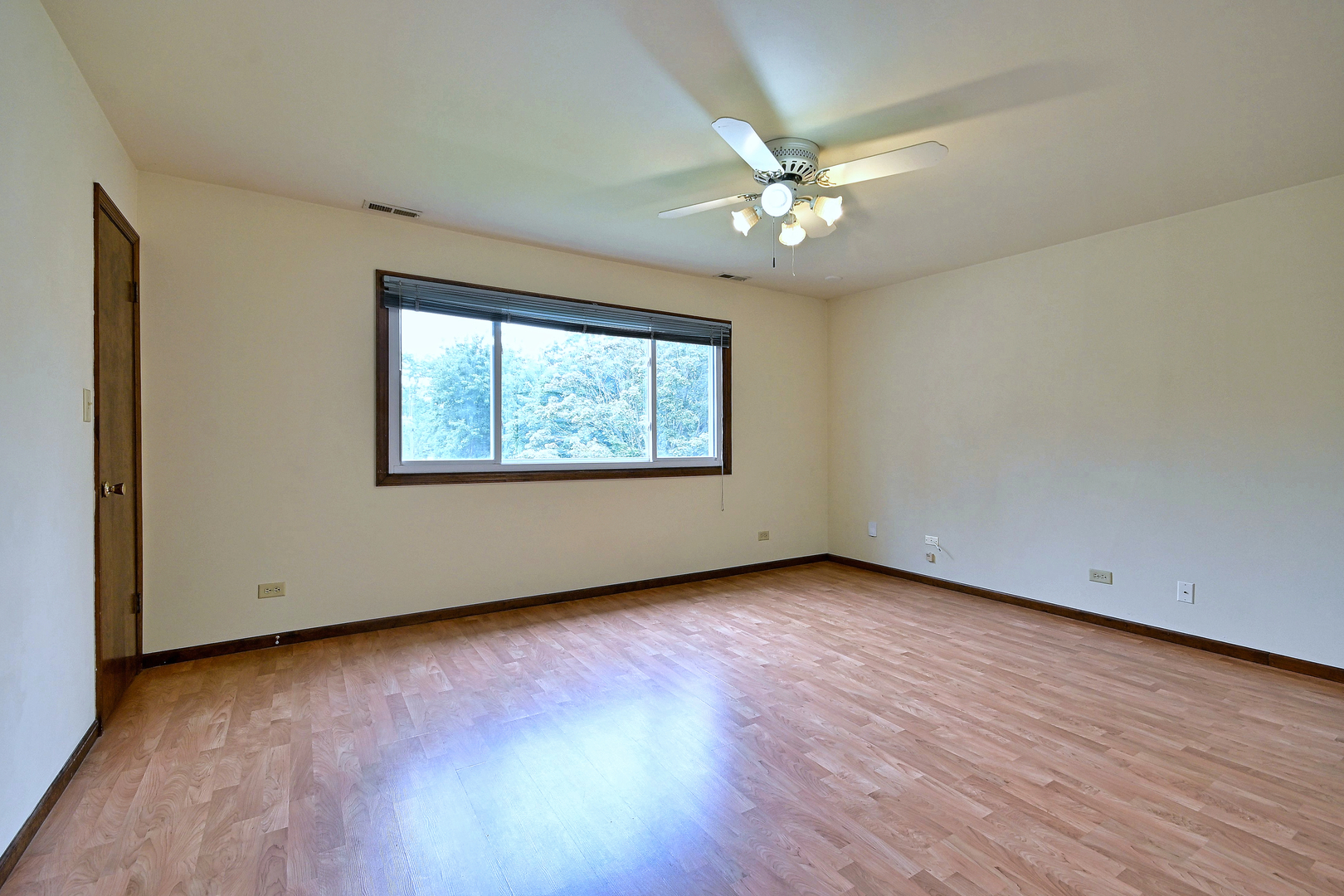 8039 Geneva Street Property Photo 21