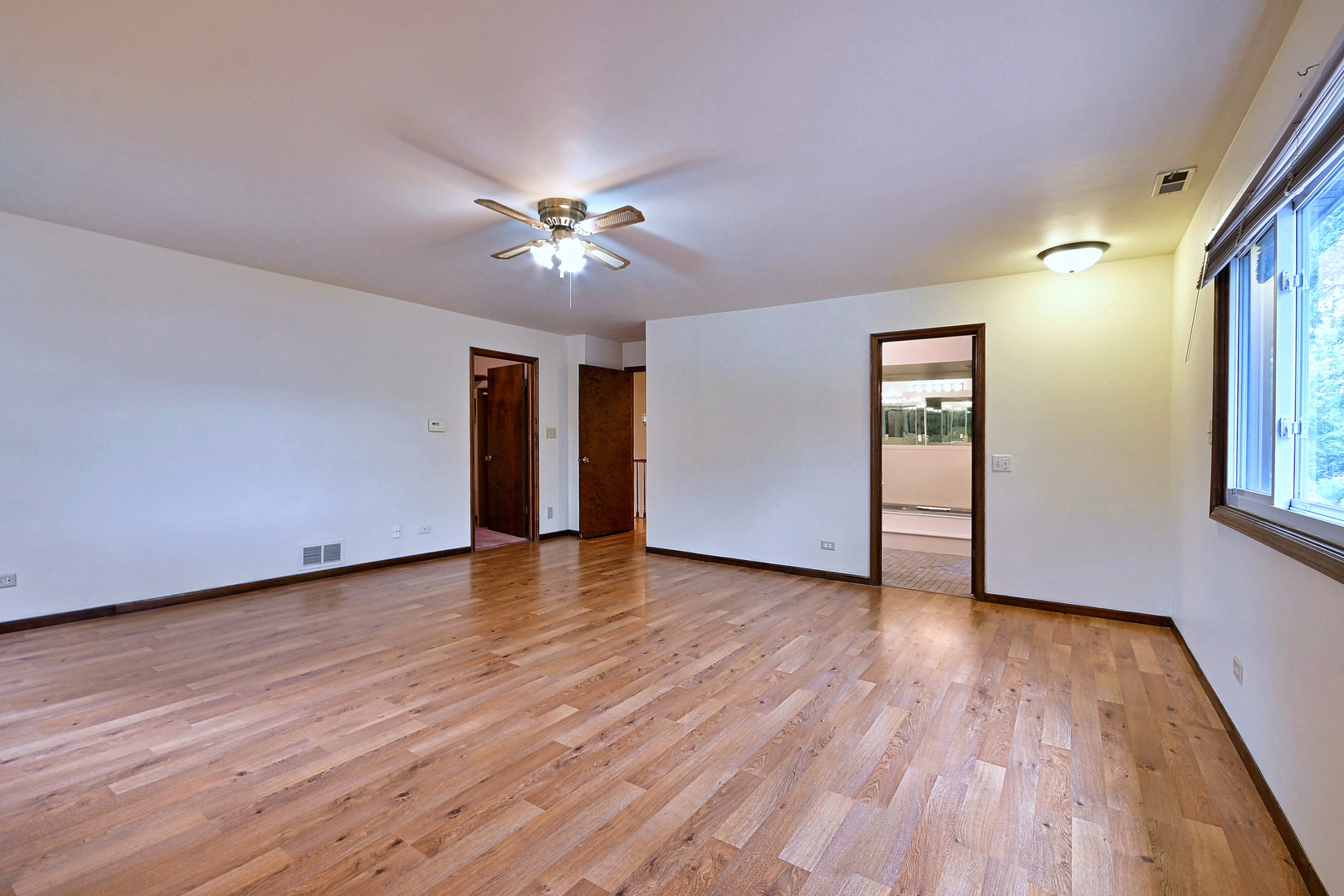 8039 Geneva Street Property Photo 25
