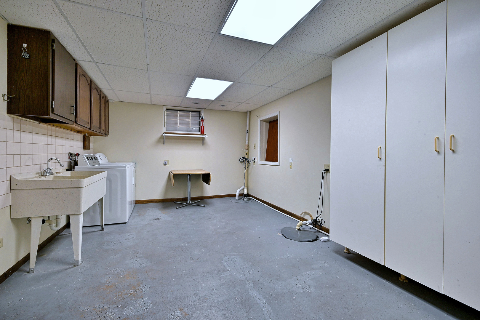 8039 Geneva Street Property Photo 32